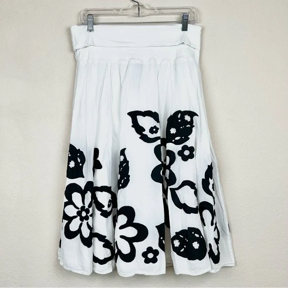 Lithe White and Black Floral Skirt